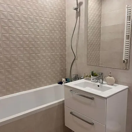 Premium Hils Pallady *